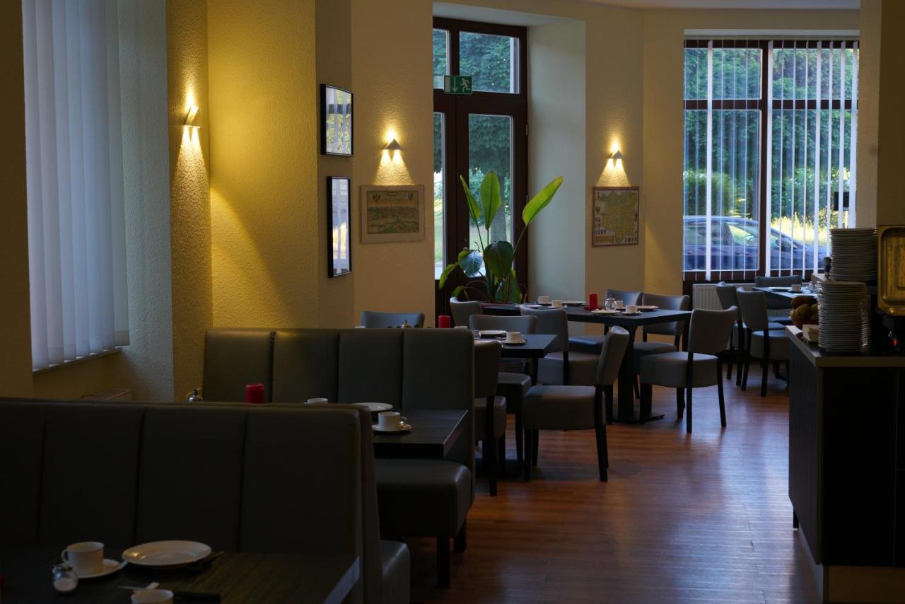 Gaestehaus Lisakowski Pension Am Brautwiesenpark Görlitz Esterno foto