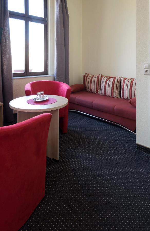 Gaestehaus Lisakowski Pension Am Brautwiesenpark Görlitz Esterno foto