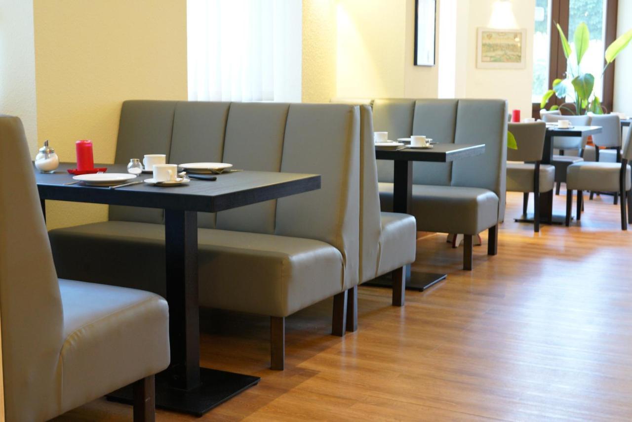 Gaestehaus Lisakowski Pension Am Brautwiesenpark Görlitz Esterno foto